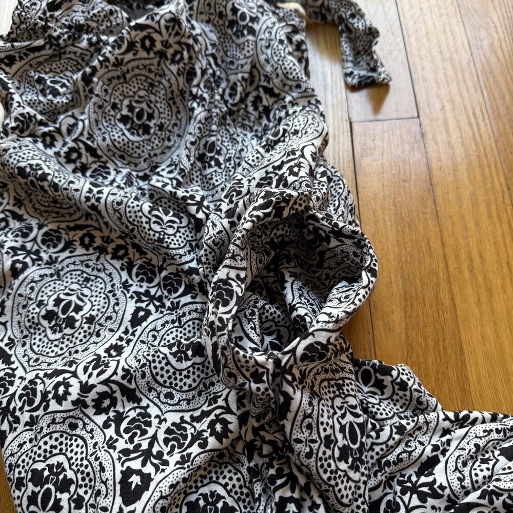 Boden Size 4 NEW Black & White Geo Print Deep V-Neck Tie Back Jersey Maxi Dress - Picture 6 of 16